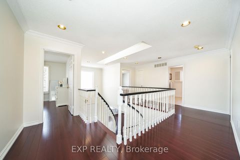 Photo 22 at 25 Pearl Gate Court, Doncrest, Richmond Hill