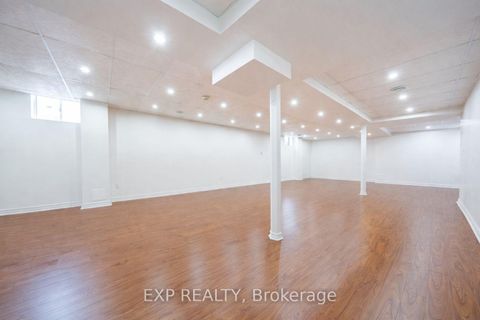 Photo 39 at 25 Pearl Gate Court, Doncrest, Richmond Hill