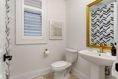 Photo 17 at 9 Chimney Swift Court, Rosethorn, Toronto