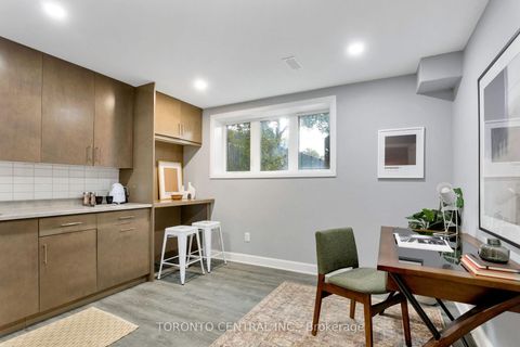 Photo 45 at 9 Chimney Swift Court, Rosethorn, Toronto