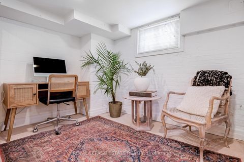 Photo 24 at 71 Scarborough Road, The Beaches, Toronto