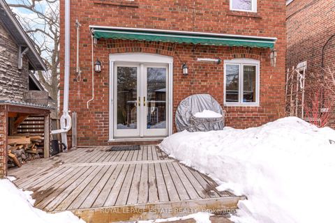 Photo 31 at 71 Scarborough Road, The Beaches, Toronto