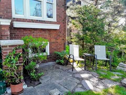 Photo 39 at 71 Scarborough Road, The Beaches, Toronto