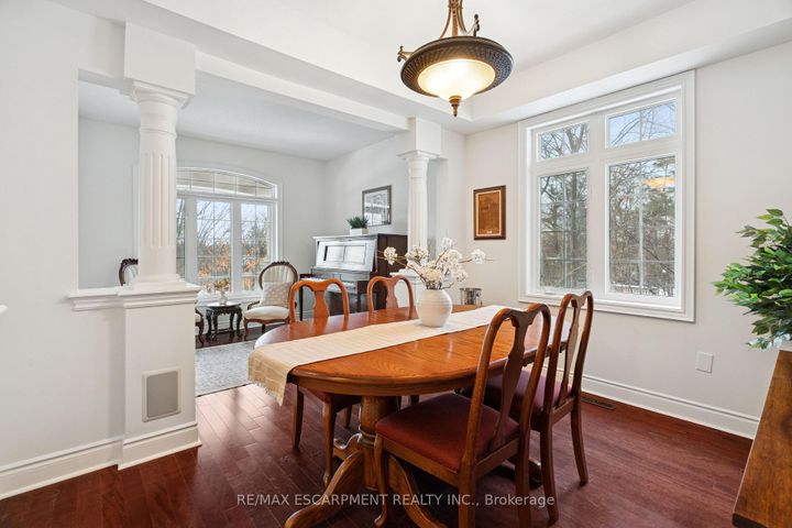 Photo 8 at 1583 Hallstone Road, Bram West, Brampton