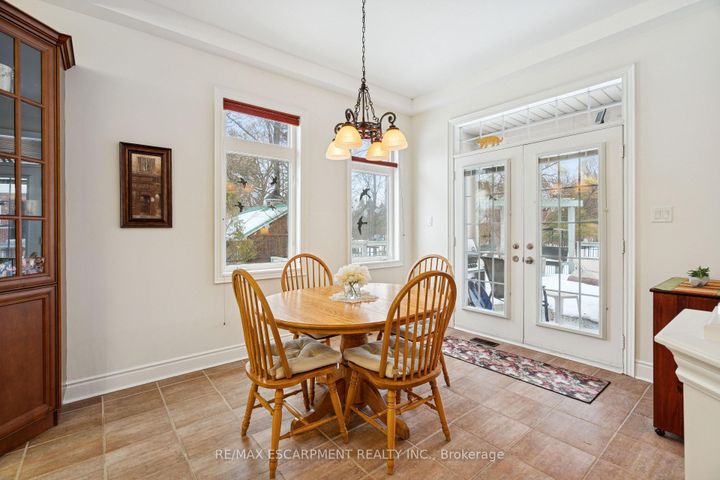 Photo 12 at 1583 Hallstone Road, Bram West, Brampton