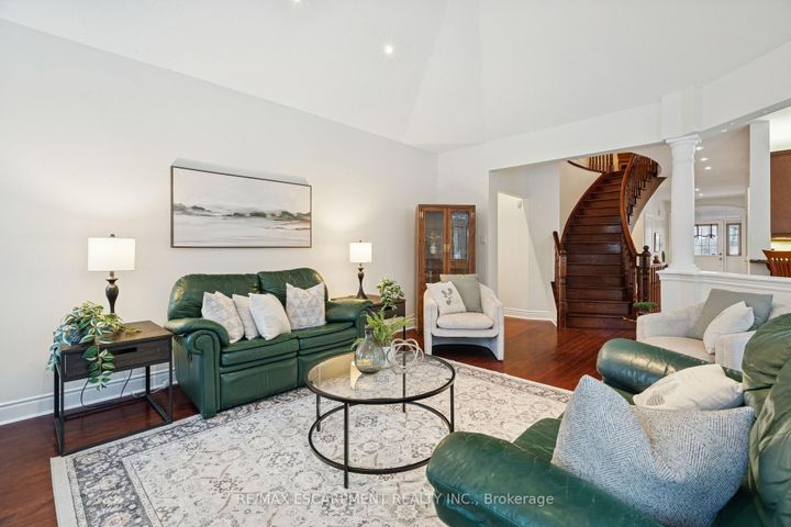 Photo 15 at 1583 Hallstone Road, Bram West, Brampton