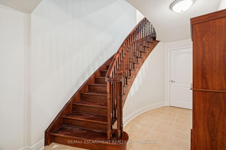 Photo 29 at 1583 Hallstone Road, Bram West, Brampton