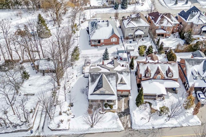 Photo 34 at 1583 Hallstone Road, Bram West, Brampton