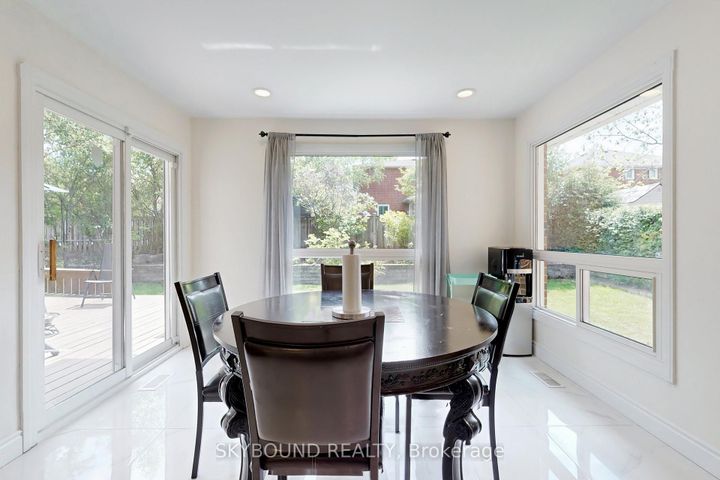 Photo 18 at 2088 Madden Boulevard, RO River Oaks, Oakville