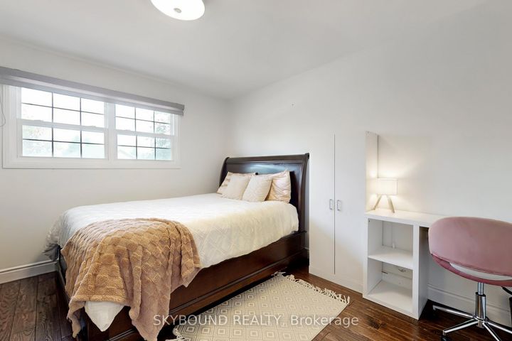 Photo 30 at 2088 Madden Boulevard, RO River Oaks, Oakville