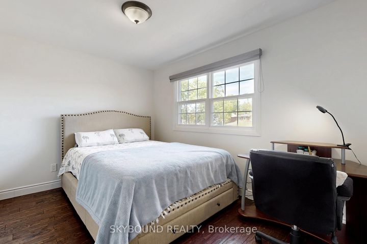 Photo 31 at 2088 Madden Boulevard, RO River Oaks, Oakville