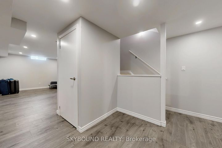 Photo 34 at 2088 Madden Boulevard, RO River Oaks, Oakville