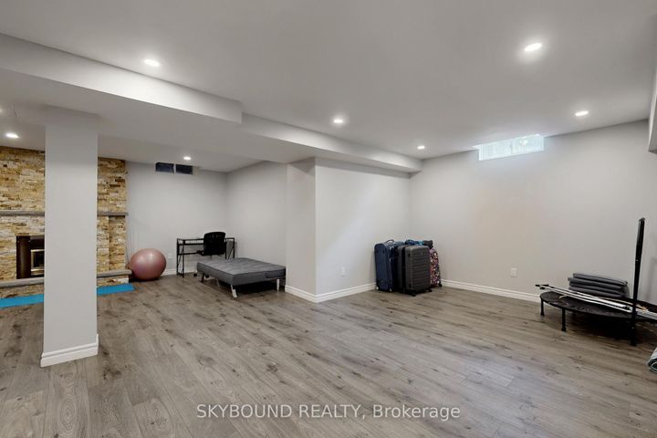 Photo 35 at 2088 Madden Boulevard, RO River Oaks, Oakville