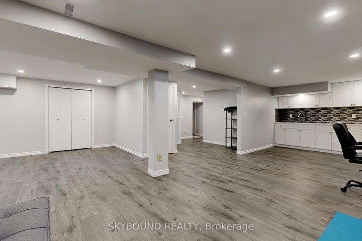 Photo 38 at 2088 Madden Boulevard, RO River Oaks, Oakville