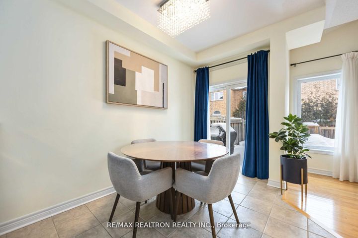 Photo 12 at 10 White Spruce Crescent, Patterson, Vaughan