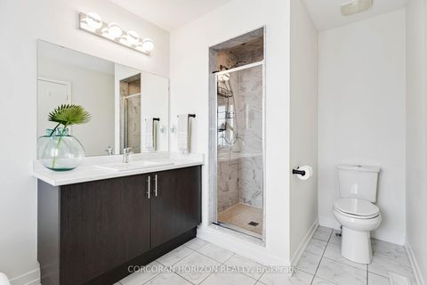 Photo 27 at 81 Dundonald Trail, Glenway Estates, Newmarket