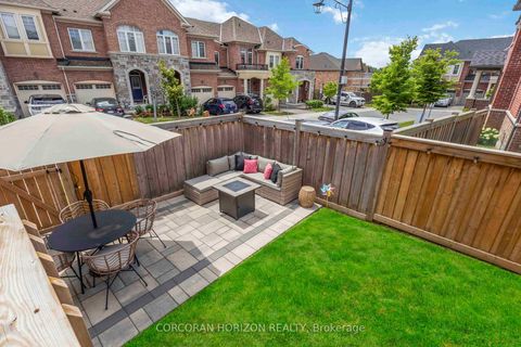 Photo 35 at 81 Dundonald Trail, Glenway Estates, Newmarket