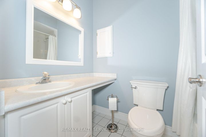 Photo 32 at 3 Tuscany Lane, Wellington, Brampton