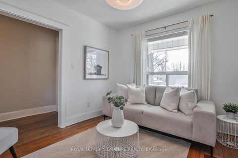 Photo 4 at 2 Earl Haig Avenue, Woodbine Corridor, Toronto