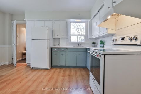 Photo 13 at 2 Earl Haig Avenue, Woodbine Corridor, Toronto