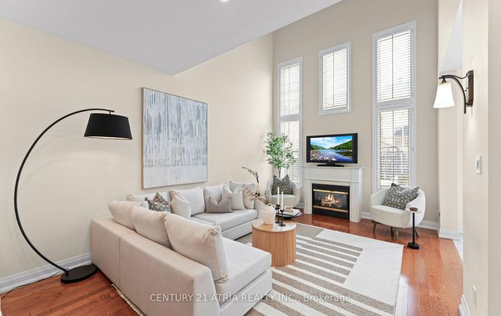 Photo 8 at 3 Oxfordshire Street, Berczy, Markham