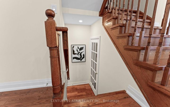 Photo 32 at 3 Oxfordshire Street, Berczy, Markham