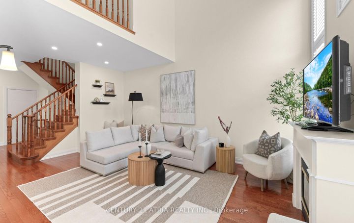 Photo 41 at 3 Oxfordshire Street, Berczy, Markham