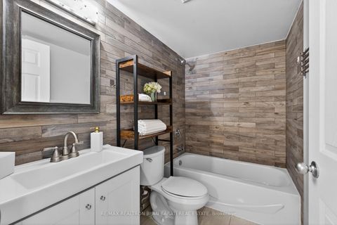 Photo 14 at 923 - 233 Beecroft Road, Willowdale West, Toronto