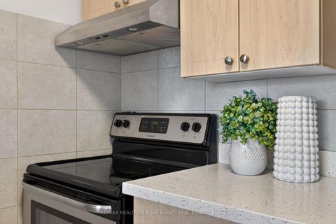 Photo 16 at 923 - 233 Beecroft Road, Willowdale West, Toronto