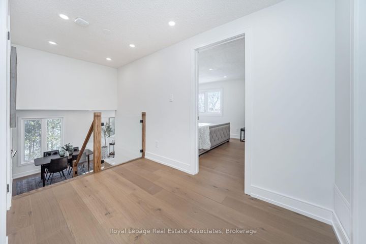 Photo 17 at 471 Valhalla Court, WO West, Oakville