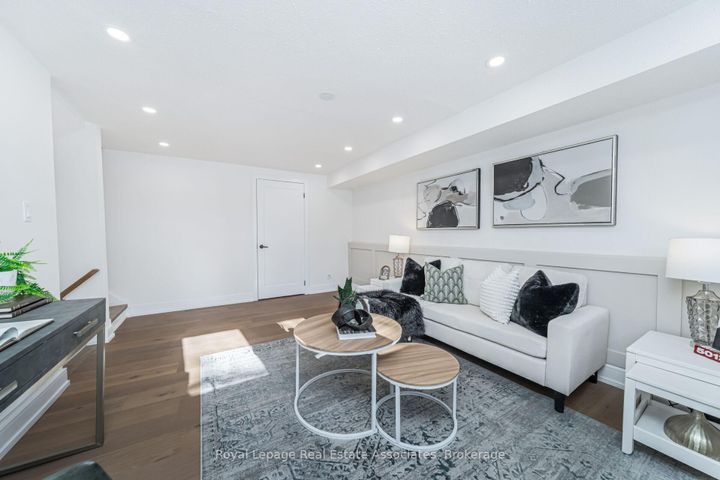 Photo 28 at 471 Valhalla Court, WO West, Oakville