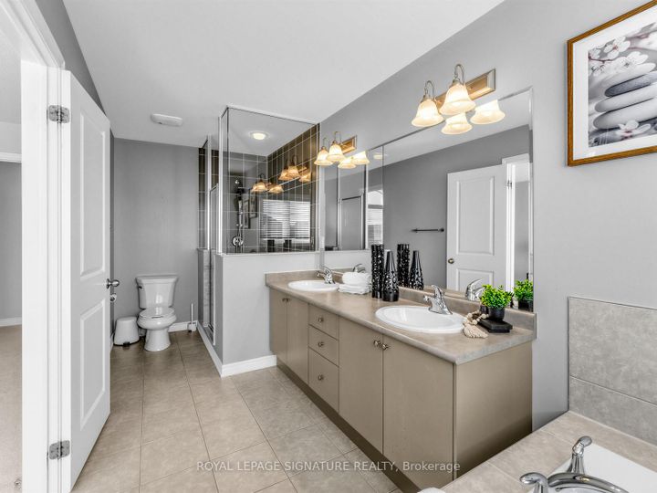 Photo 23 at 534 Stream Crescent, SH Sixteen Hollow, Oakville