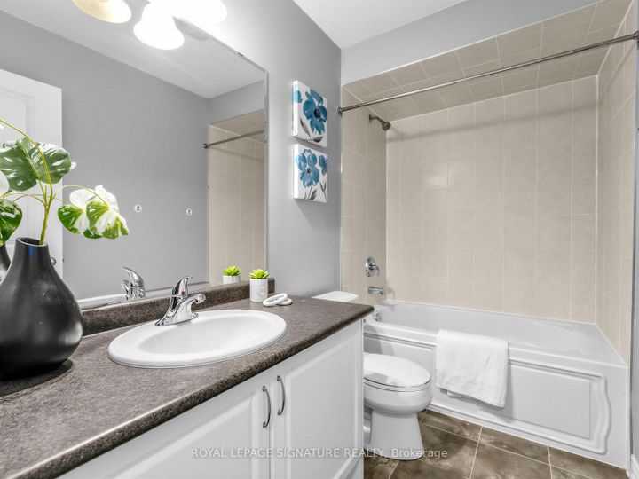 Photo 28 at 534 Stream Crescent, SH Sixteen Hollow, Oakville