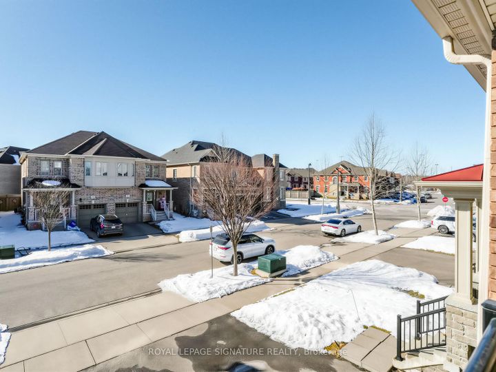 Photo 38 at 534 Stream Crescent, SH Sixteen Hollow, Oakville