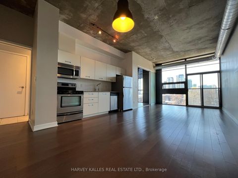 Photo 11 at 601 - 60 Bathurst Street, Niagara, Toronto