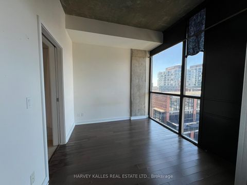 Photo 17 at 601 - 60 Bathurst Street, Niagara, Toronto