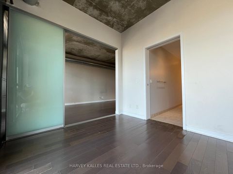 Photo 18 at 601 - 60 Bathurst Street, Niagara, Toronto