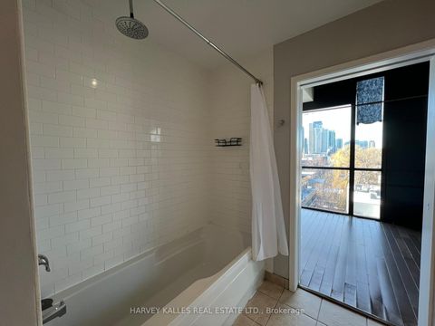 Photo 22 at 601 - 60 Bathurst Street, Niagara, Toronto