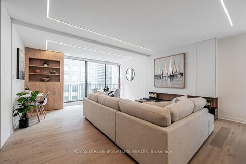 Photo 12 at 1035 - 33 Harbour Square, Waterfront Communities C1, Toronto