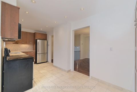 Photo 13 at 259 - 45 Sugar Mill Way, Windfields, Toronto