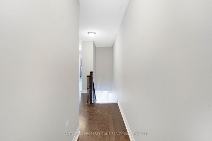 Photo 17 at 4 - 29 Pennycross Crescent, Northwest Brampton, Brampton