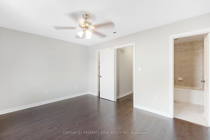 Photo 22 at 4 - 29 Pennycross Crescent, Northwest Brampton, Brampton