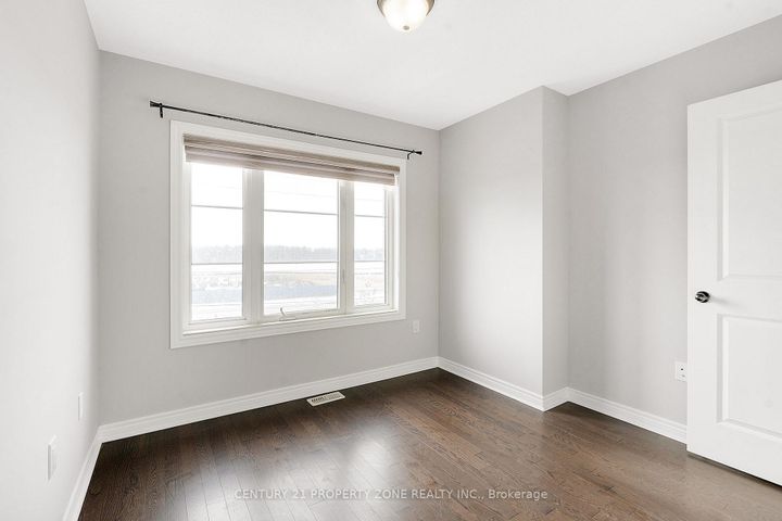 Photo 30 at 4 - 29 Pennycross Crescent, Northwest Brampton, Brampton