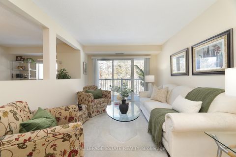 Photo 2 at 407 - 900 Bogart Mill Trail, College Manor, Newmarket