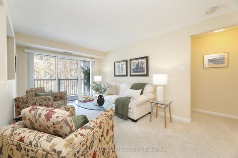 Photo 4 at 407 - 900 Bogart Mill Trail, College Manor, Newmarket