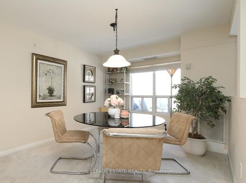 Photo 7 at 407 - 900 Bogart Mill Trail, College Manor, Newmarket