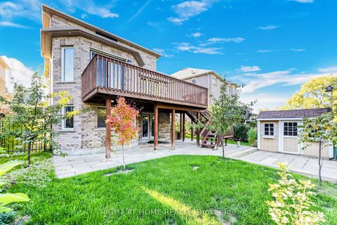 Photo 4 at 57 Calera Crescent, Sonoma Heights, Vaughan