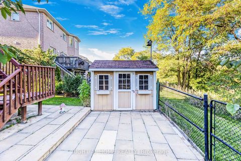 Photo 5 at 57 Calera Crescent, Sonoma Heights, Vaughan