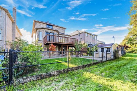 Photo 6 at 57 Calera Crescent, Sonoma Heights, Vaughan