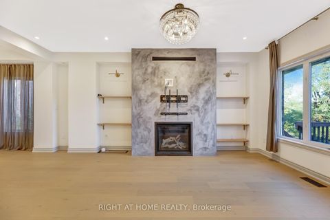 Photo 17 at 57 Calera Crescent, Sonoma Heights, Vaughan